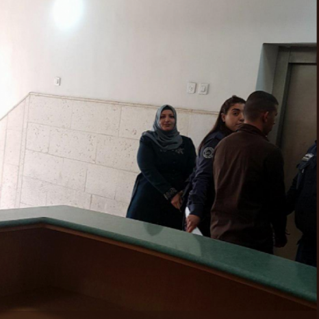 للمرة 14.. تأجيل محكمة الاسيرة فدوى حمادة
